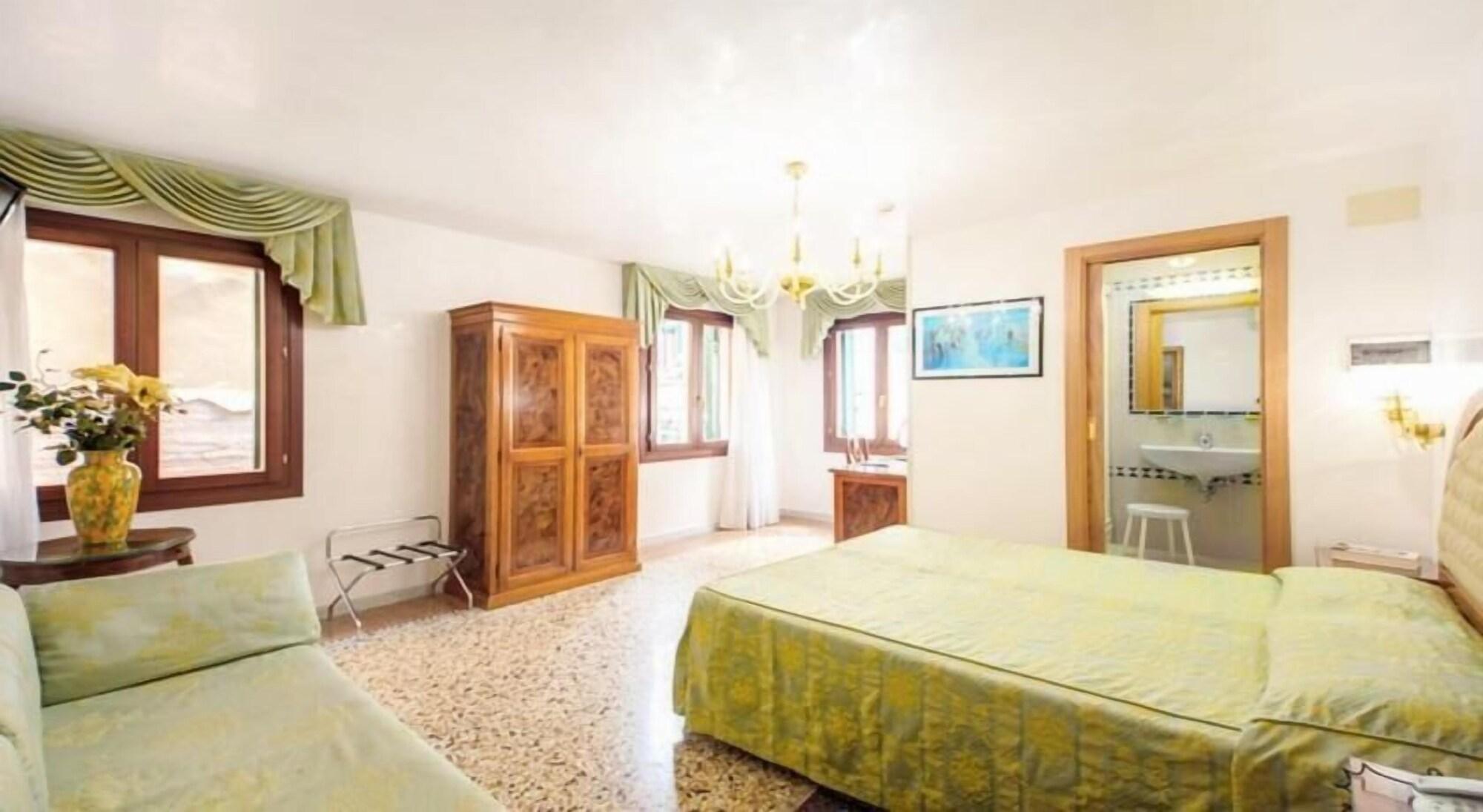 Antica Casa Carettoni Hotell Venezia Eksteriør bilde