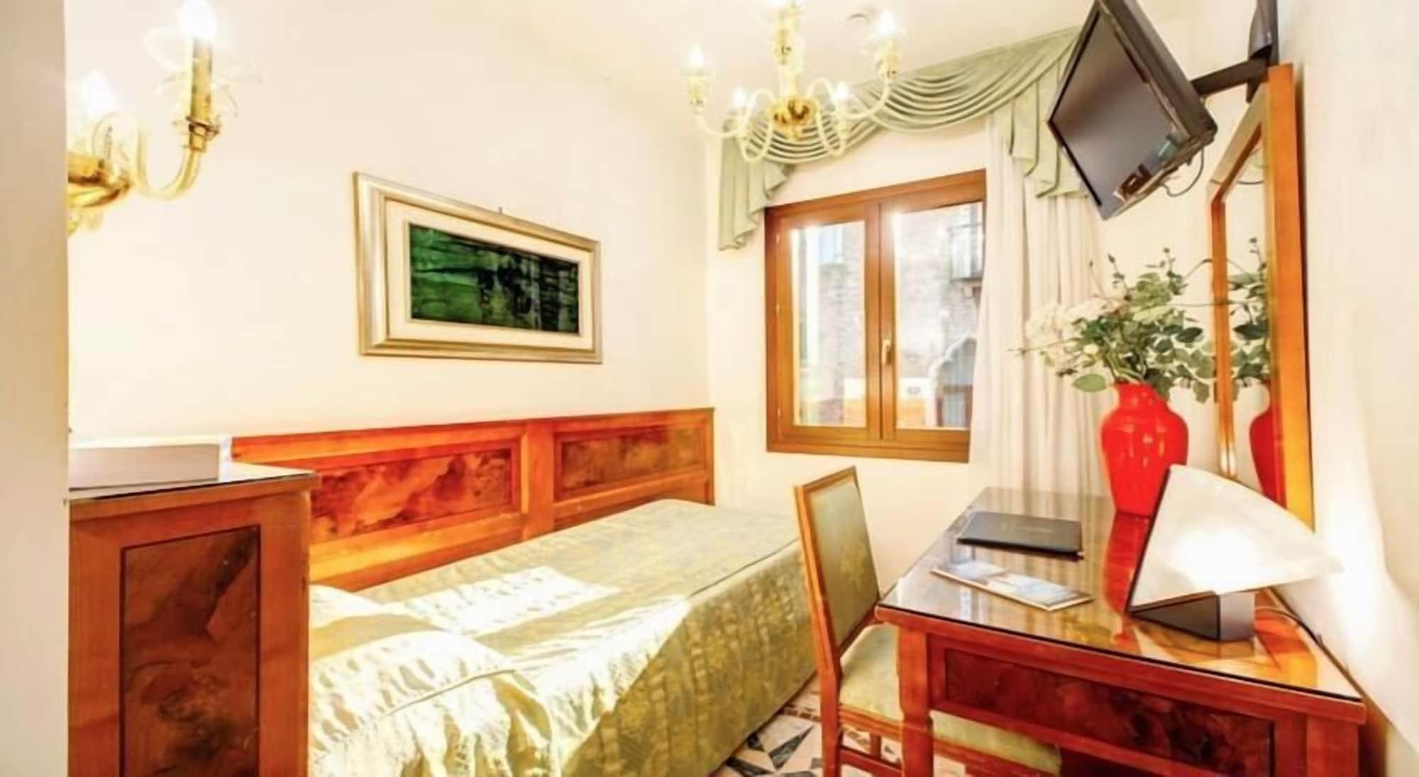 Antica Casa Carettoni Hotell Venezia Eksteriør bilde