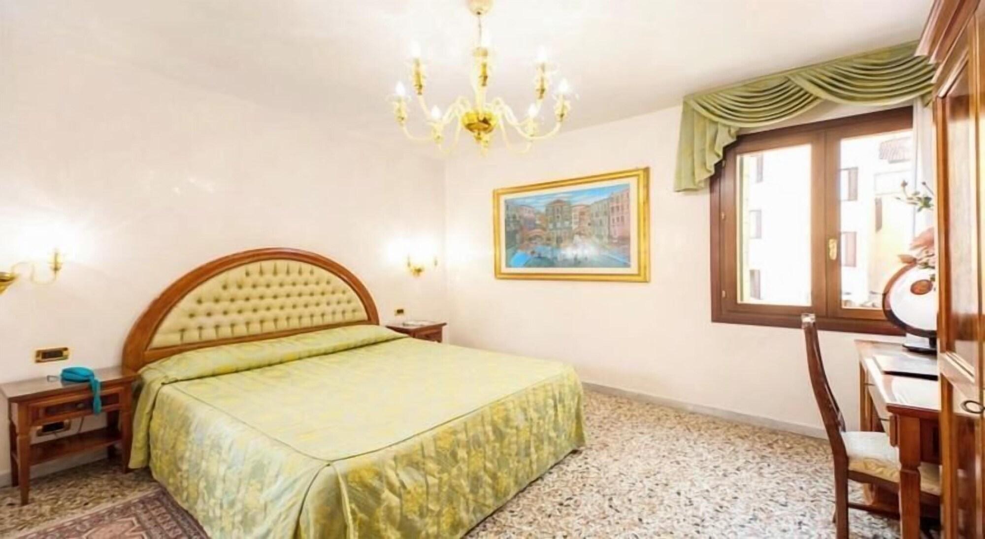 Antica Casa Carettoni Hotell Venezia Eksteriør bilde