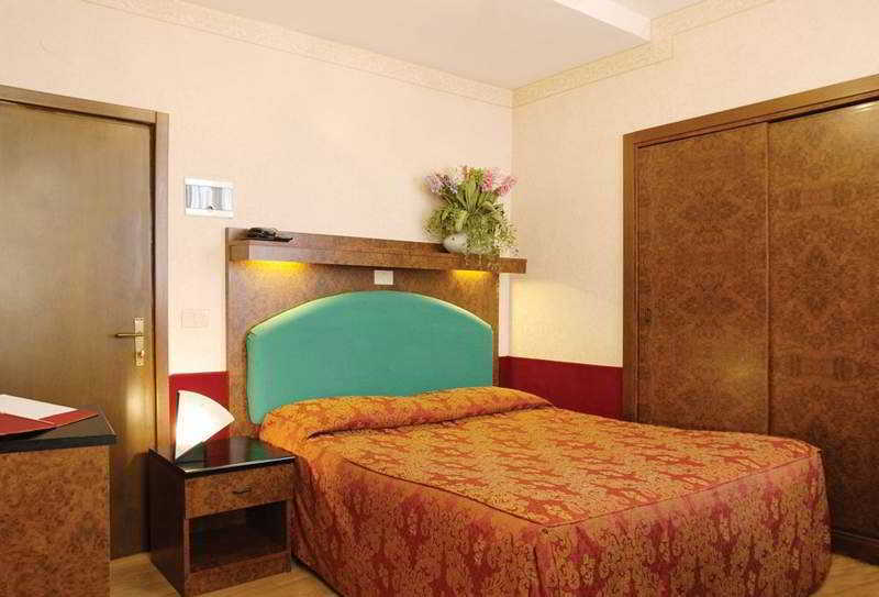 Antica Casa Carettoni Hotell Venezia Rom bilde